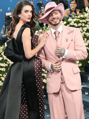 J Balvin and Valentina Ferrer posing together in coordinated outfits at the 2025 Met Gala.